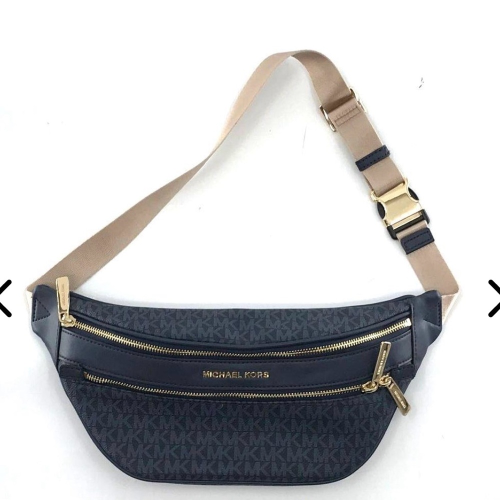 MK Kenly Medium Leather Waist Pack BumBag/Crossbody Beige & Navy W/ Gold Accents